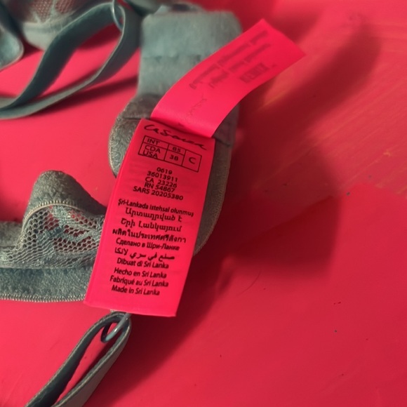 FOUR push-up bra bundle 38C La Senza and Victoria’s Secret - Picture 2 of 11